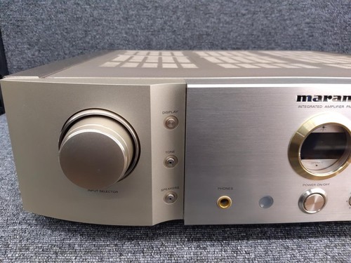 Amplificatore stereo integrato