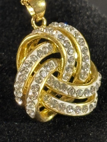 Collana ciondolo nodo amanti - e,