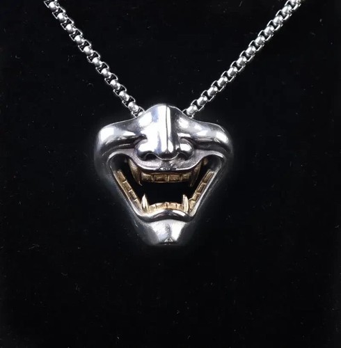 Collana maschera risate
