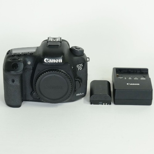 Fair canon eos mark - mark, |