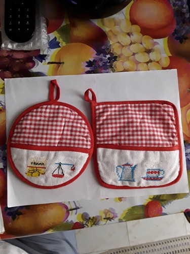 Presine ricamate punto croce - a,