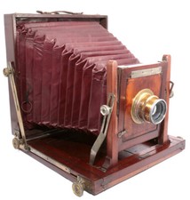 Gian Battista Mignone Red Mahogany wooden 24x24cm italian camera made In Italy