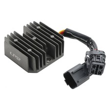 Régulateur de tension pour