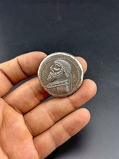 Antica moneta greca in argento