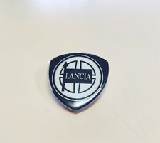 FREGIO STEMMA LANCIA ADESIVO RUOTA COPRIMOZZO LOGO LANCIA BIADESIVO SIGLA LANCIA