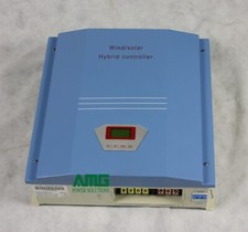 Regolatore di carica ibrido