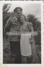 Foto, gioioso addio di un