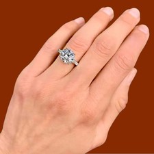 Anello Tondo 2,60 Ct Diamanti