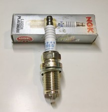 NGK PFR6G Candela di accensione Laser Platinum Spark Plug Bougie d'Allumagne Candela di accetta