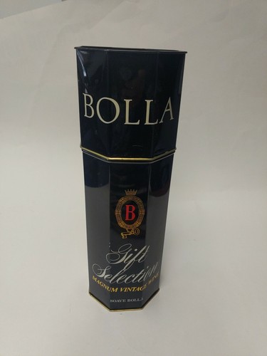 Scatola vuota bottiglia vino