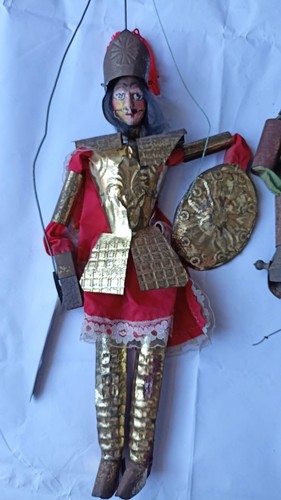 Pupi siciliani lavorazione - pupi,