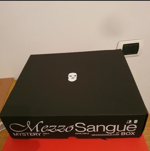 Mezzosangue mystery box 200 - mystery,