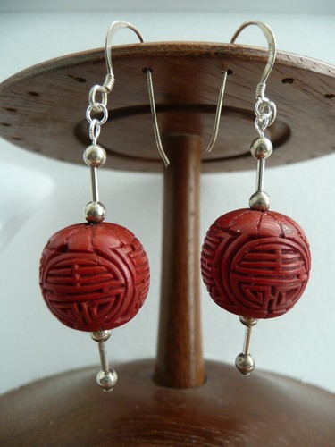 Boucle oreille bois sculpte - boucle, d'oreille