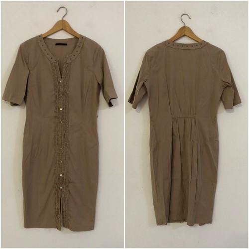 Seventy beige ruffled button - ruffled,