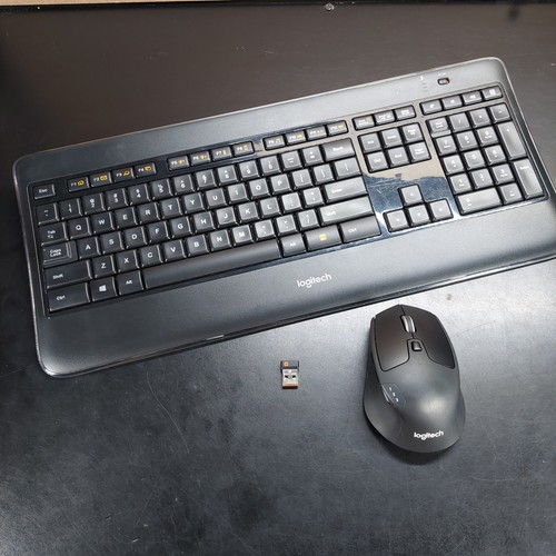 Logitech k800 tastiera - k800,