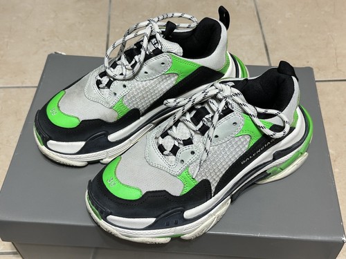 Taglia balenciaga triple - -,