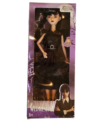Wednesday addams fashion doll - wednesday,