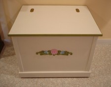 CASSAPANCA IN LEGNO BAULE