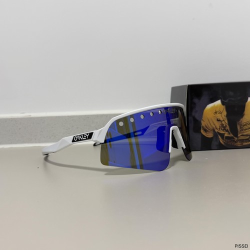 Oakley 9465 sports glasses - oakley,