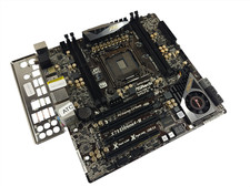 ASRock X79 Extreme4-M LGA2011 Micro-ATX DDR3 scheda madre con BP