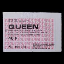 Queen Pavillon De Paris France