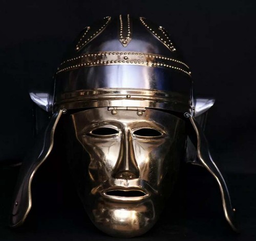Roman cavalry helmet hippika - helmet, "hippika