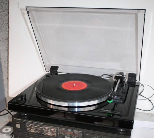 Thorens 240 turntable - td,