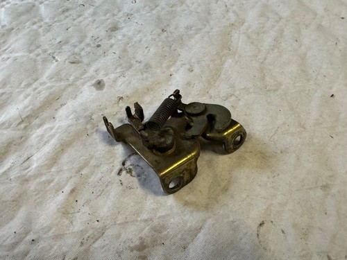 Fermeture selle honda 100 - -,