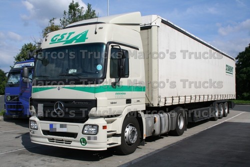 Foto camion mercedes benz - foto,
