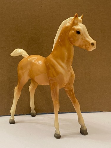 Puledro arabo famiglia breyer - puledro,