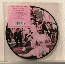 RED HOT CHILI PEPPERS : HUMP