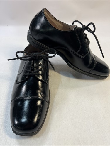 Scarpe eleganti stringate