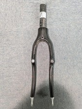 Forcella leggera in carbonio