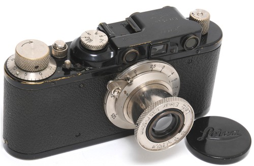 Leica vernice nera con - ii,