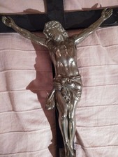 Antico crocifisso in legno