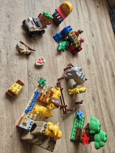 Lego duplo feeding - lego,