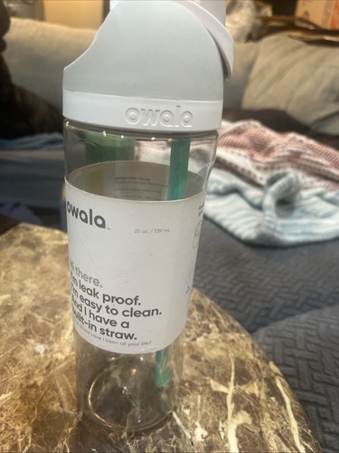 Bottiglia acqua plastica - d'acqua,
