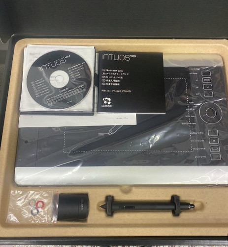 Wacom intuos pro pth 651 - pro, pth-651