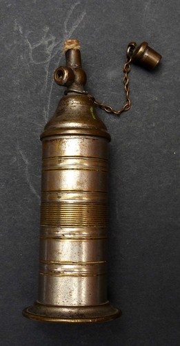 Lampada benzina antica - a,