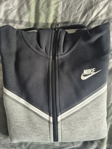 Nike tech fleece hoodie - fleece,