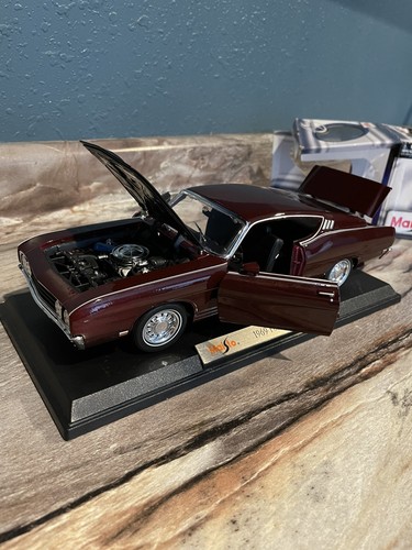 Maisto pressofuso 1969 - maisto, 1:18