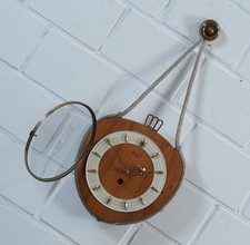 elegante orologio meccanico a