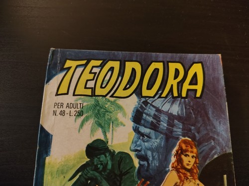 Teodora purpuria è - n°48,