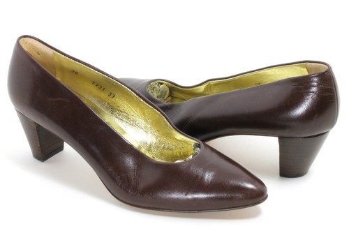 Eleganti décolleté vintage