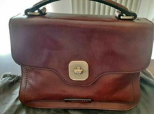 Borsa the bridge donna