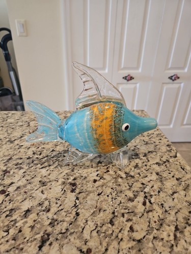 Statuina pesce tropicale - , in