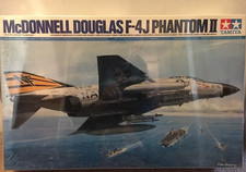 McDONNELL DOUGLAS F-4J PHANTOM