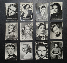 Lotto di 12 Figurine