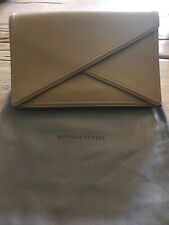 Pochette Bottega Veneta in pelle Matt Calf Ottone colore Camel New - Gold