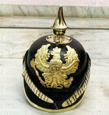 Elmetto Pickelhaube in pelle